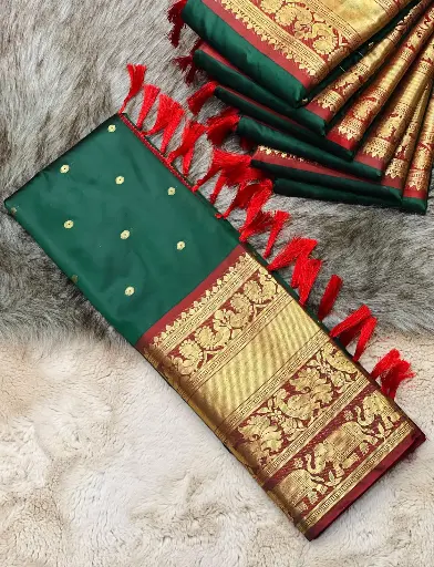 Banarsi handloom fabric in mor border patten heavy tassels on pallu saree 