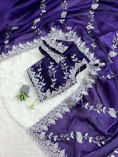 Pure soft zimmy choo silk saree with blouse